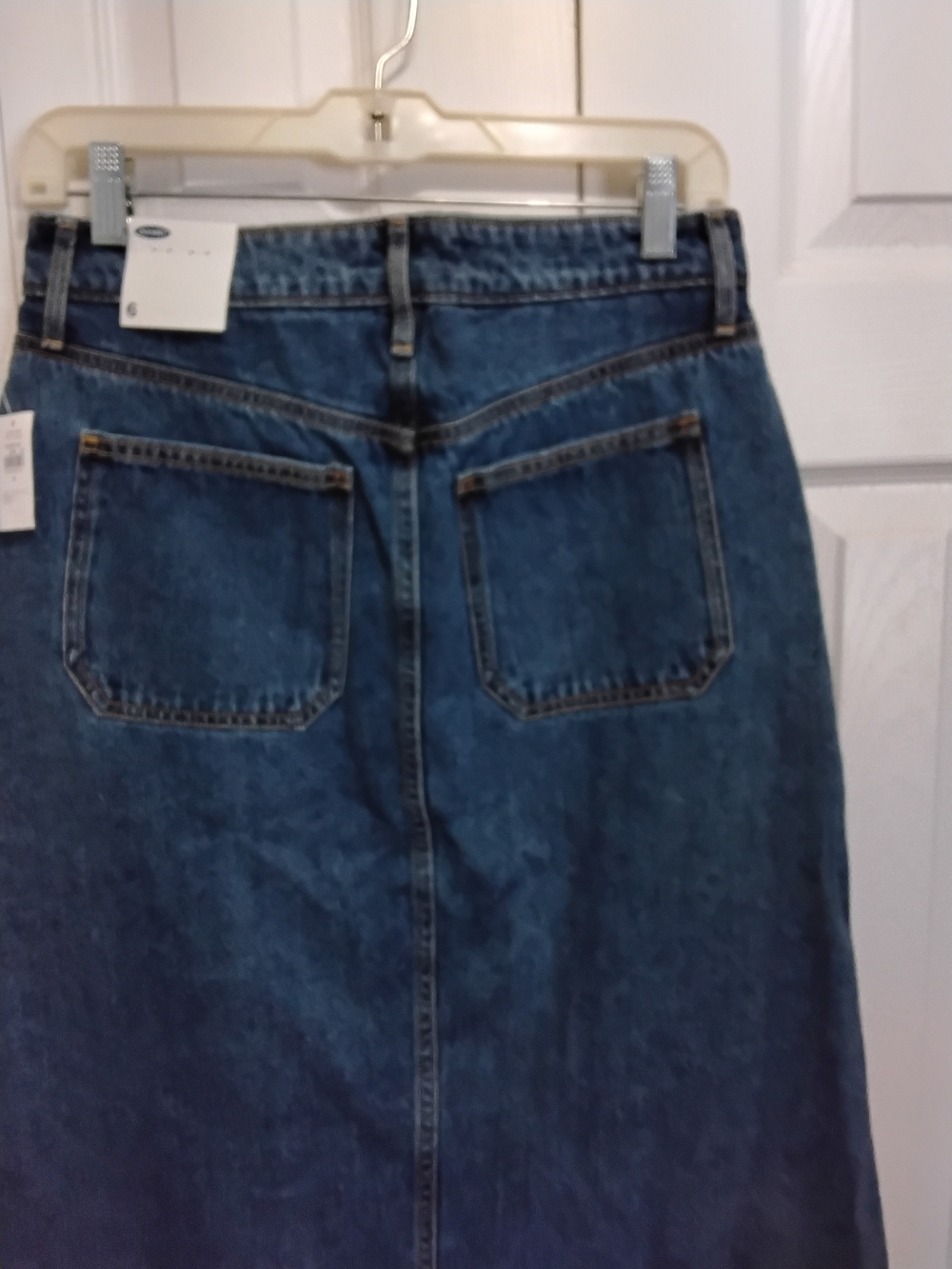 Old Navy Blue Denim Button-Front Skirt - Picture 7 of 10